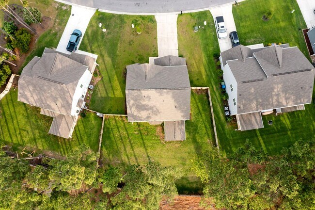 Building Photo - 507 W Red Head Cir