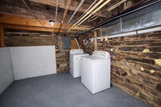 Building Photo - Charming Baltimore Rowhome with Private Backyard & Modern Updates