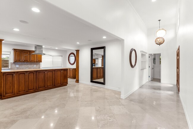 Building Photo - 412 Evening Star Ln