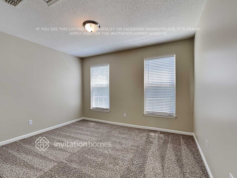 Building Photo - 17216 Chablis Ct