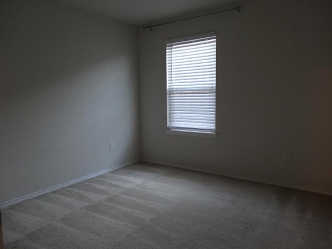 Building Photo - 4418 Windmill Run Dr