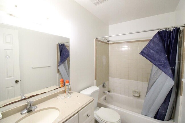 Building Photo - 6101 NW 23rd Terrace