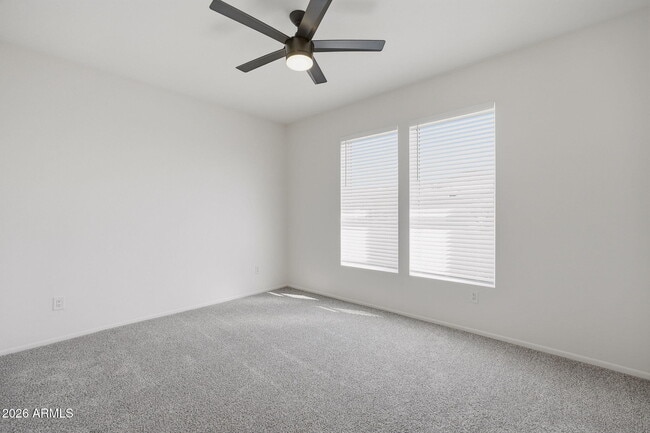 Building Photo - 22408 N Las Vegas Dr