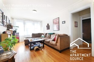 Building Photo - 4519 N Milwaukee Ave