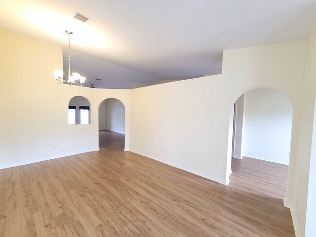 Building Photo - The Hammocks Phase I Pool Home-Lynn Haven