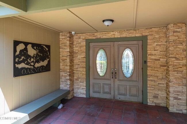 Building Photo - 460 Arbor Ln Ct