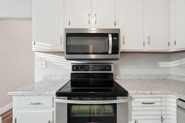 Building Photo - 266 Honeysuckle Way