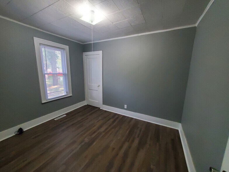 Building Photo - 2642 Riordan St