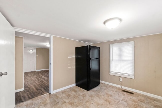 Building Photo - 109 Chapel St