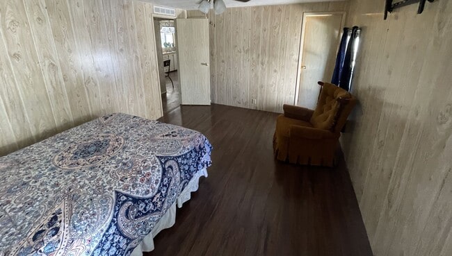 Building Photo - 2/2 in Harbour View Mobile Manor (40+)