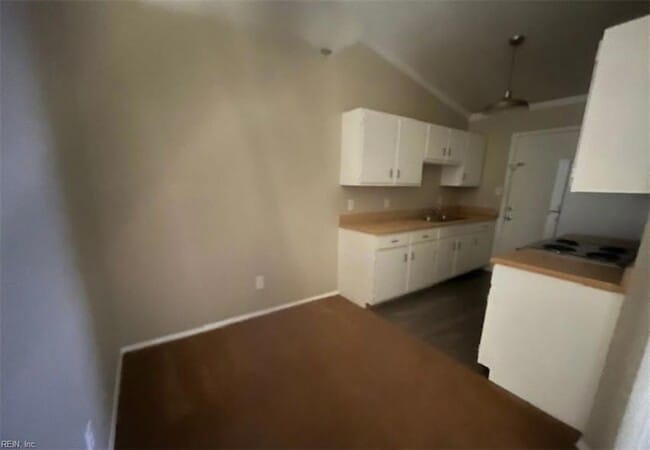 Building Photo - 831 Armistine Ct