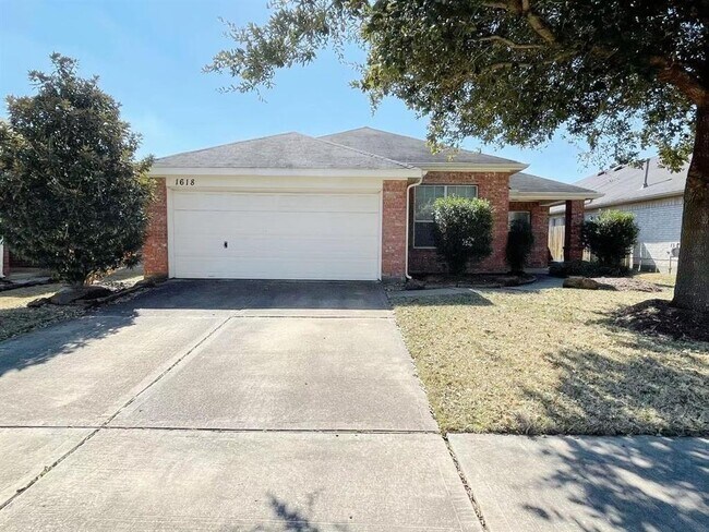 Building Photo - 1618 Eberhart Star Ct