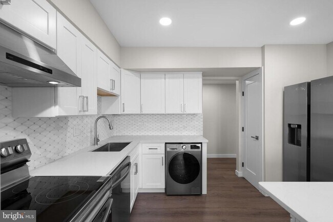 Building Photo - 10053 Windstream Dr