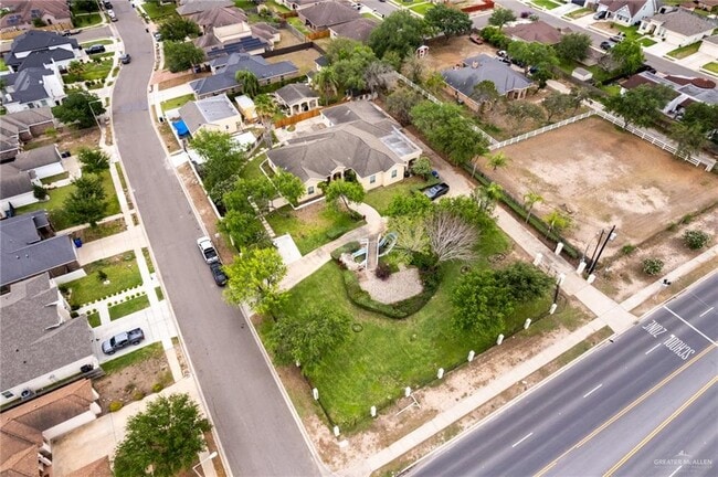 Building Photo - 31 N 29th St