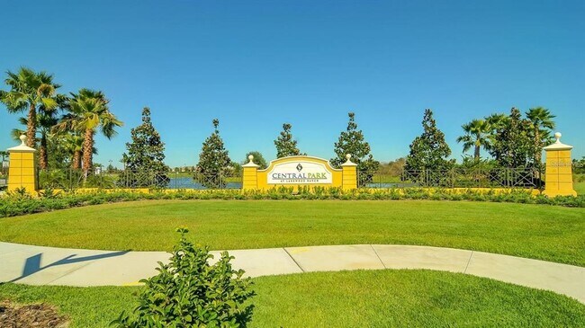 Building Photo - 11773 Forest Park Cir