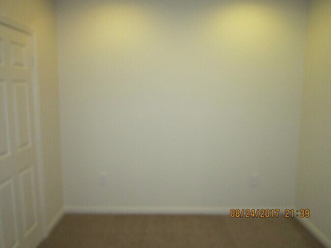 Building Photo - EDGEWATER TERRACE