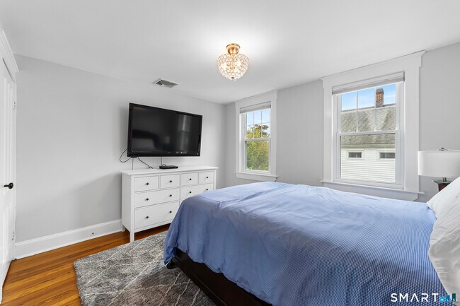 Building Photo - 3 Park Pl