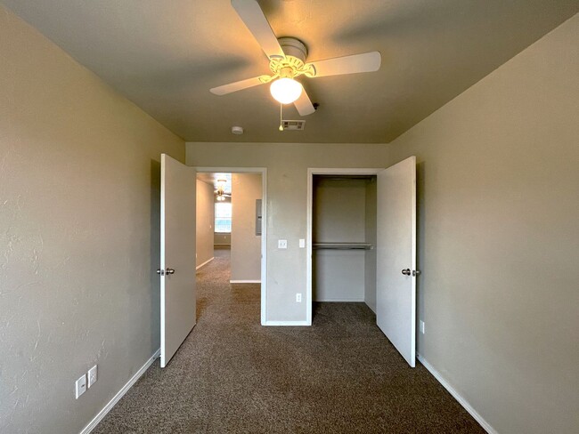 Building Photo - 2442 NW 39th St
