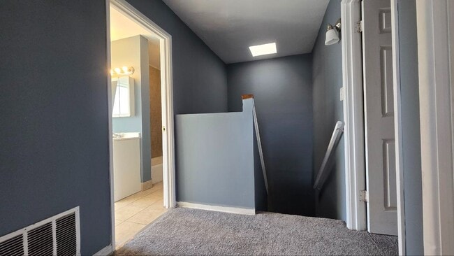 Building Photo - Spacious 3BR / 1.5BA Single-Family Home in Chicago – Available January 19