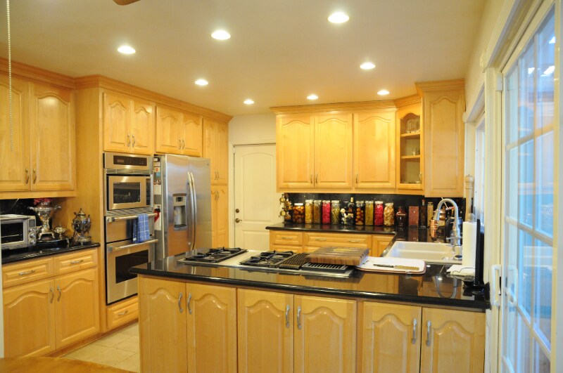 Building Photo - 1902 Stonesgate St