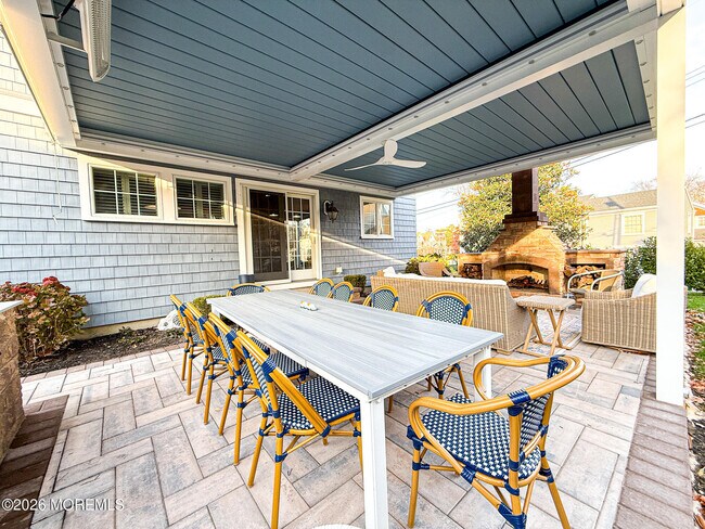 Building Photo - 315 Pitney Ave