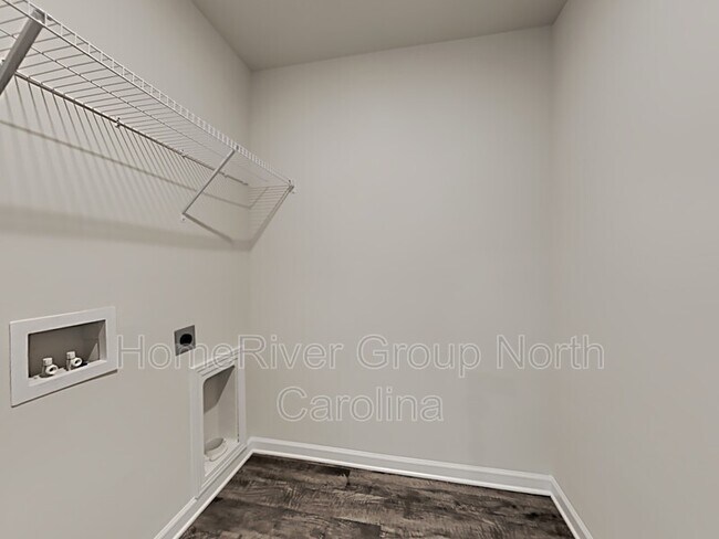 Building Photo - 746 Pointe Andrews Drive