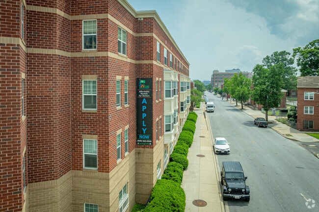 Building Photo - Terrace Garden