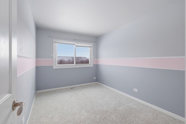 Building Photo - 269 Alpine Dr E