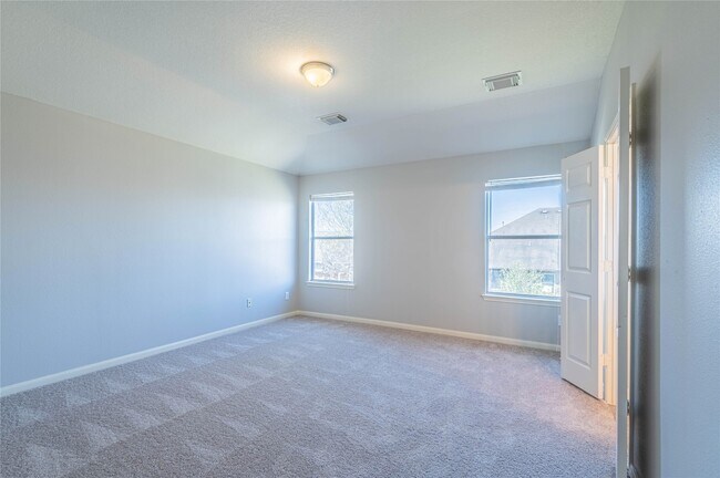 Building Photo - 20926 Hamlet Ridge Ln