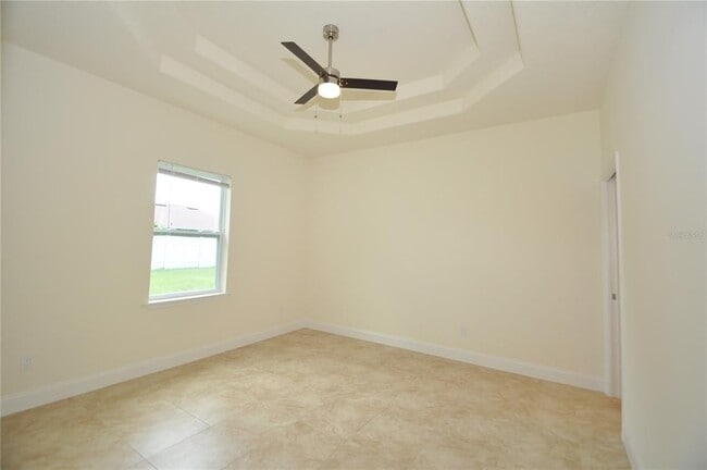 Building Photo - 17 Rainbow Ln