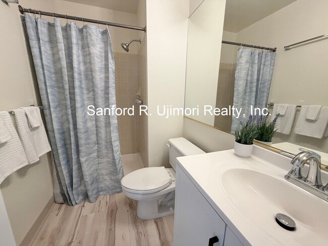 Building Photo - ham92115