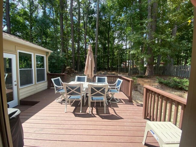 Building Photo - 420 Ridge Ct