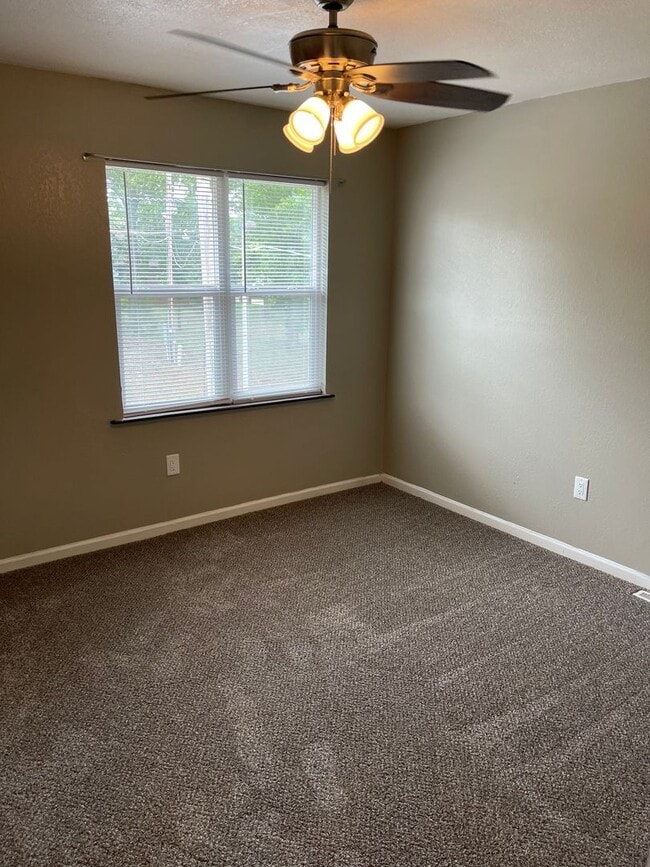 Building Photo - Available June 7th