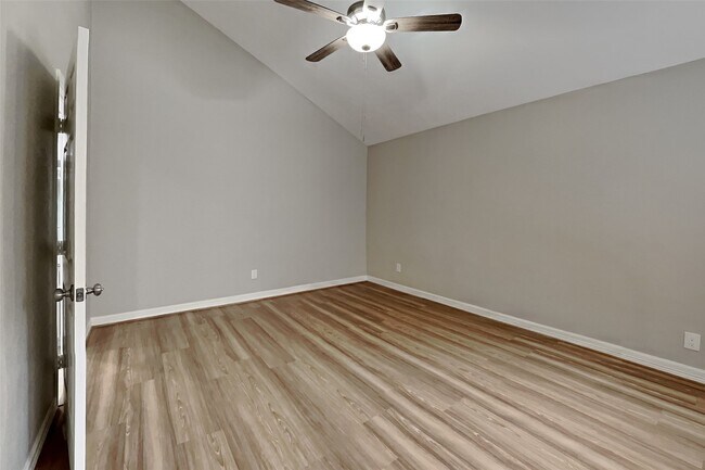 Building Photo - 6214 Arcadian Shores Dr