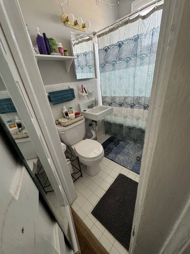 Building Photo - 616 Pickens St