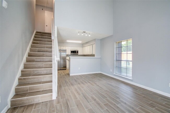 Building Photo - 810 Dunson Glen Dr