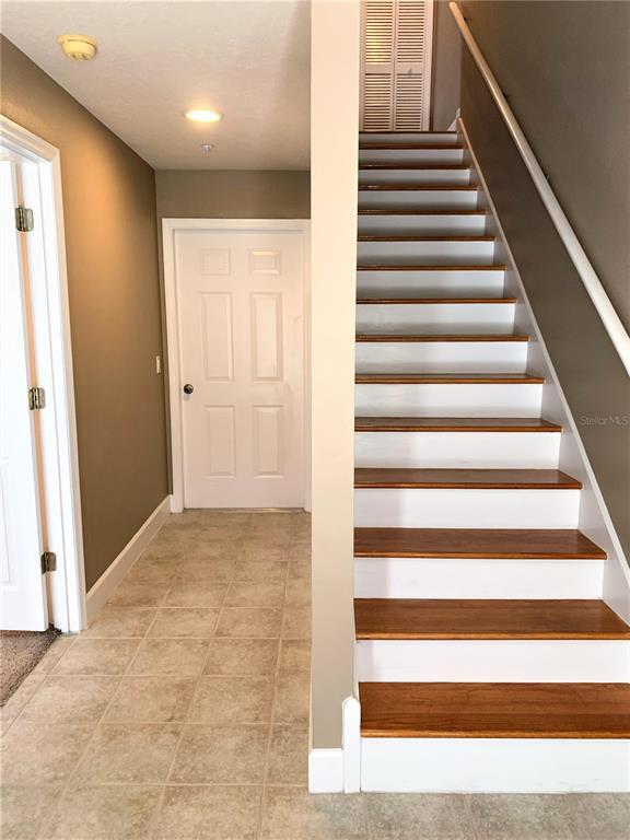 Building Photo - 601 Casabella Cir