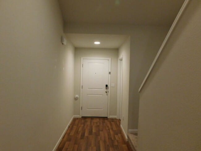Building Photo - 4Bd/2.5Ba Two Story Home - Available Soon!
