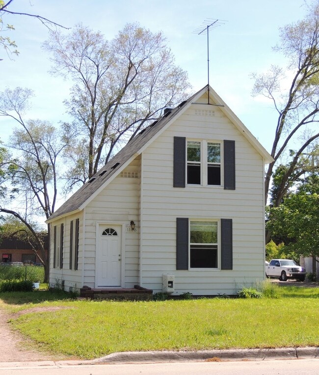 Building Photo - 1106 Titus Ave
