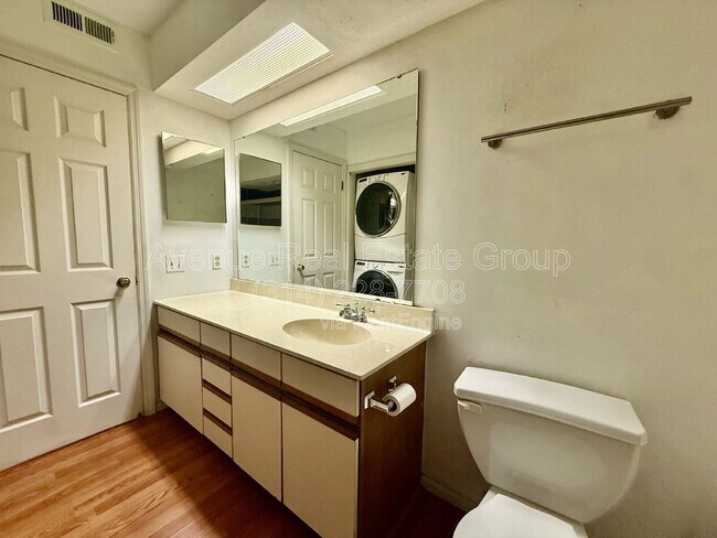 Building Photo - 2302 Canyonlands Dr