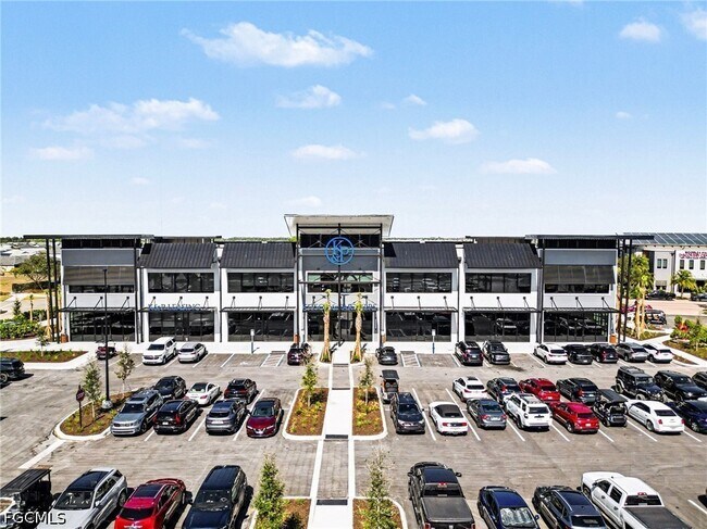 Building Photo - 15170 BLUFFTON Ln