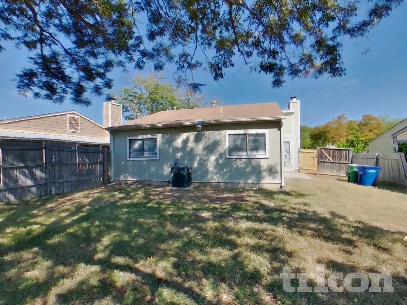 Building Photo - 6333 Village Club