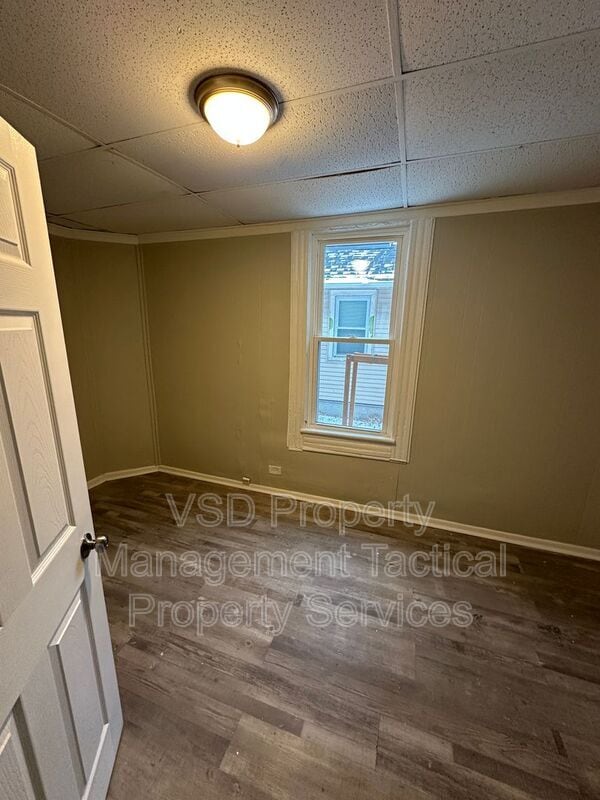 Building Photo - 2180 W 83rd St