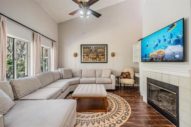 Building Photo - 16105 Stowe Ct