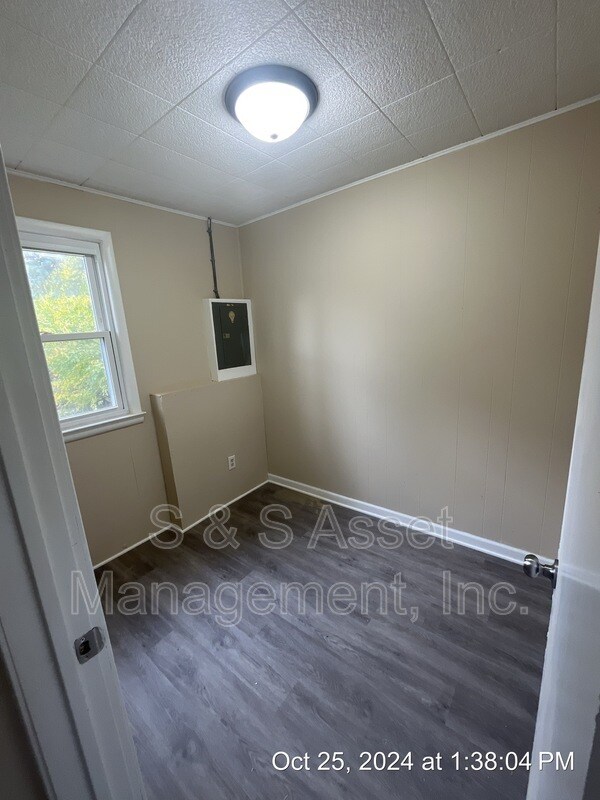 Building Photo - 3231 Westmont Ave