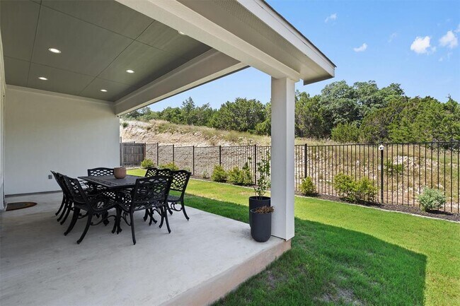 Building Photo - 332 Saturnia Dr