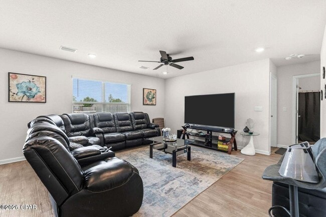 Building Photo - 247 Ryder Ln
