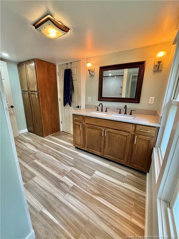 Building Photo - 1027 Cameron Hill Rd