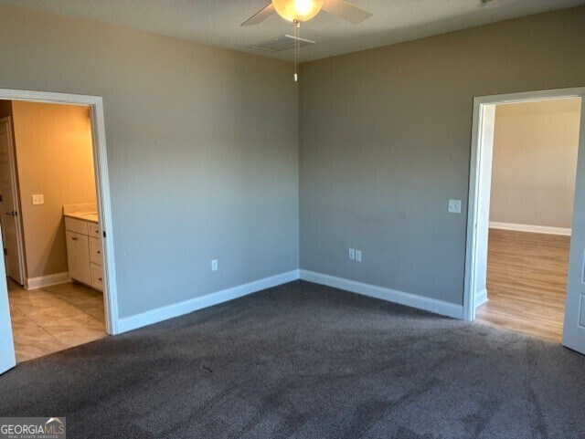 Building Photo - 223 The Villas Wy