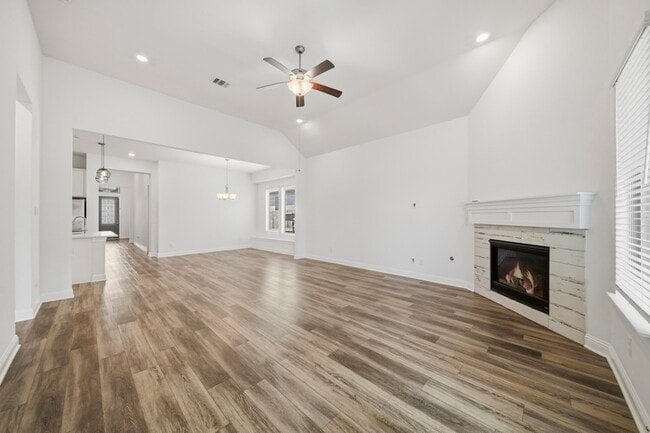Building Photo - 10906 Perennial Mist Dr